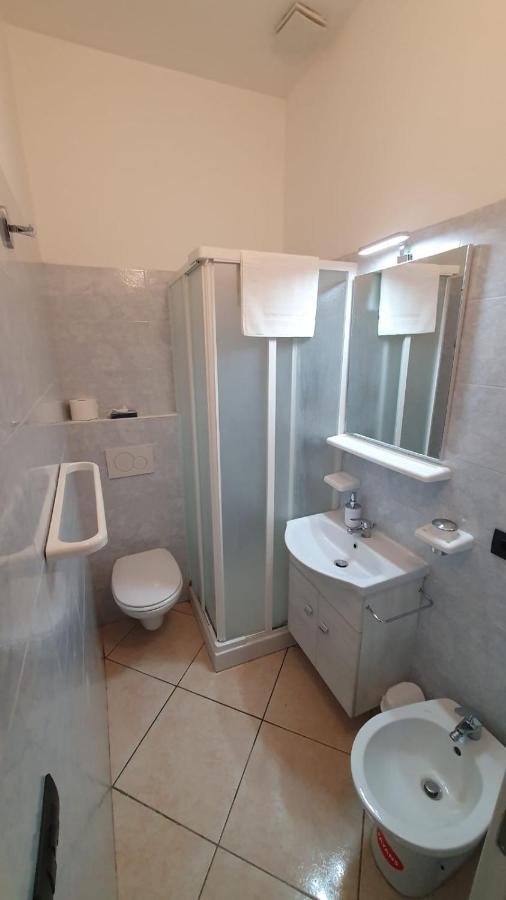 Beb I Portici Bed & Breakfast Cernobbio Ngoại thất bức ảnh