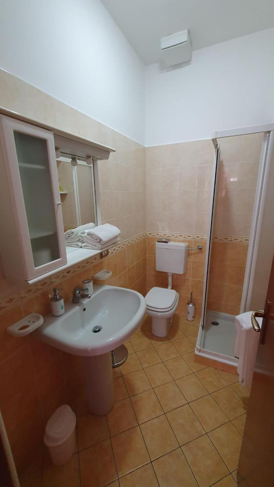 Beb I Portici Bed & Breakfast Cernobbio Phòng bức ảnh